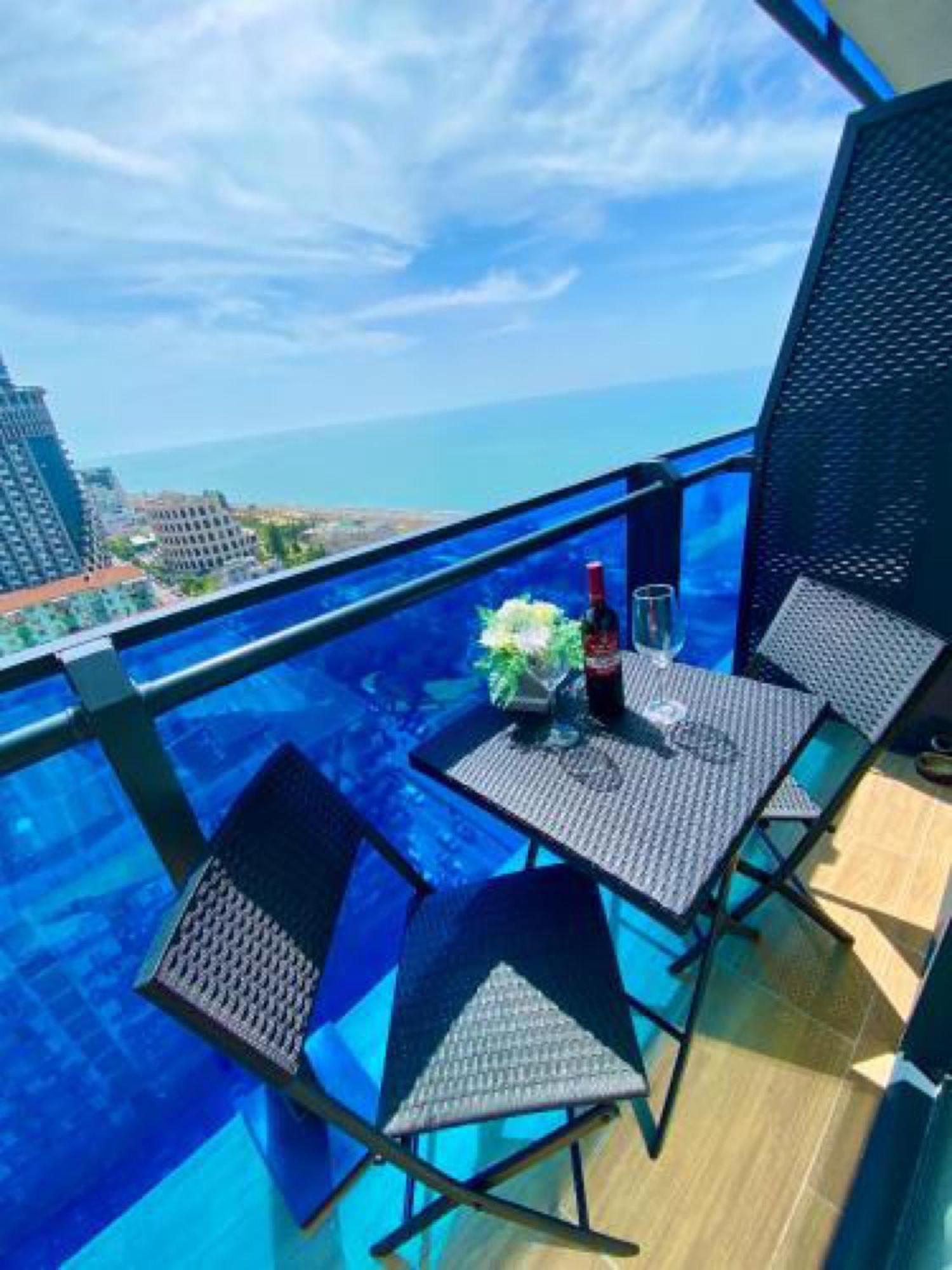 Orbi City-Sea View Aparthotel Batumi Exteriör bild