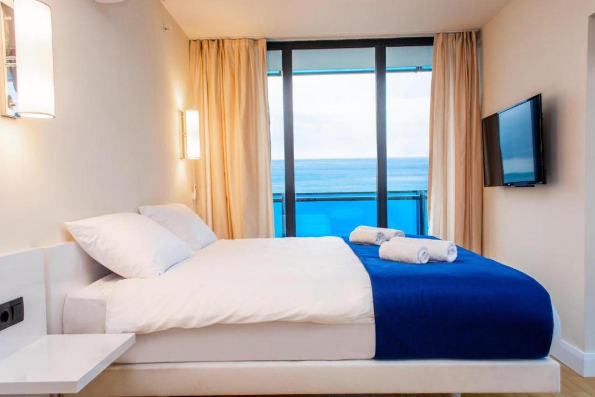 Orbi City-Sea View Aparthotel Batumi Exteriör bild