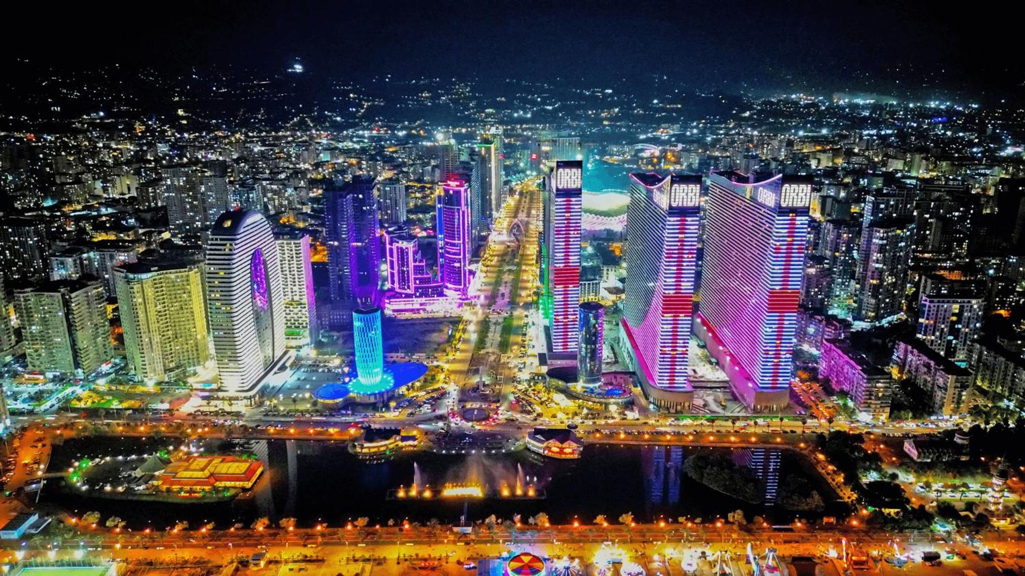 Orbi City-Sea View Aparthotel Batumi Exteriör bild