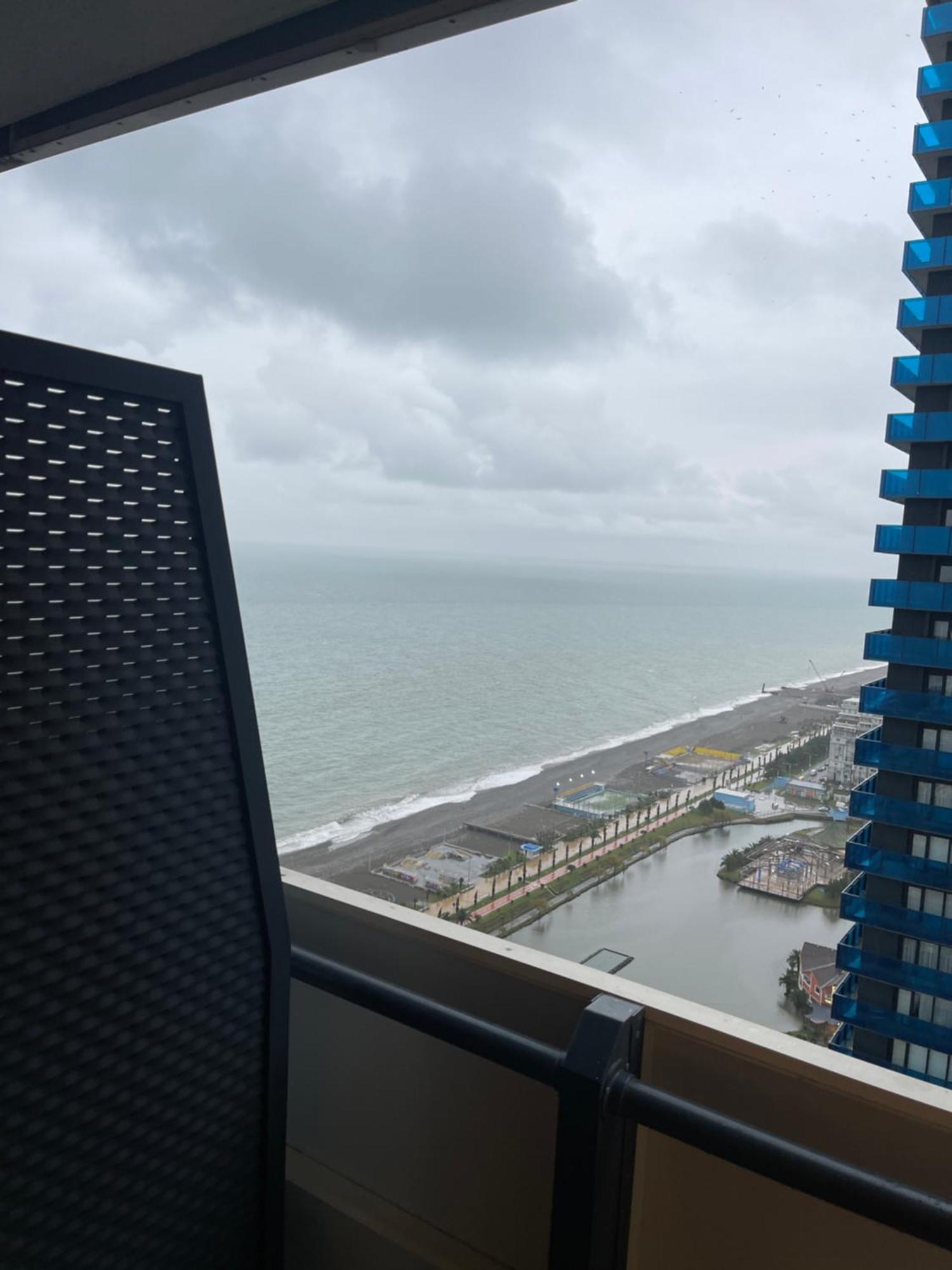 Orbi City-Sea View Aparthotel Batumi Exteriör bild